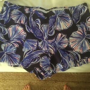 Lilly Pulitzer pull-on stretchy shorts XL